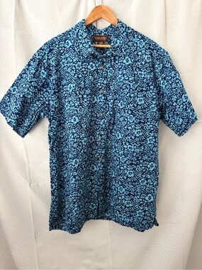 Men's Casual Blue Patterned Short-Sleeve Button-Down Shirt